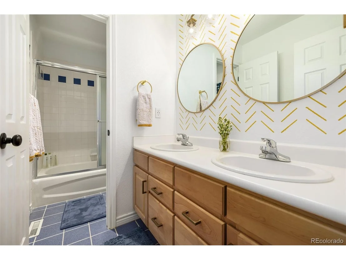 Photo of 1318 Reserve Dr