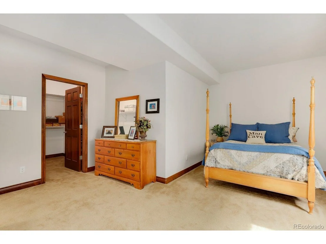 Photo of 2315 S Juniper Cir
