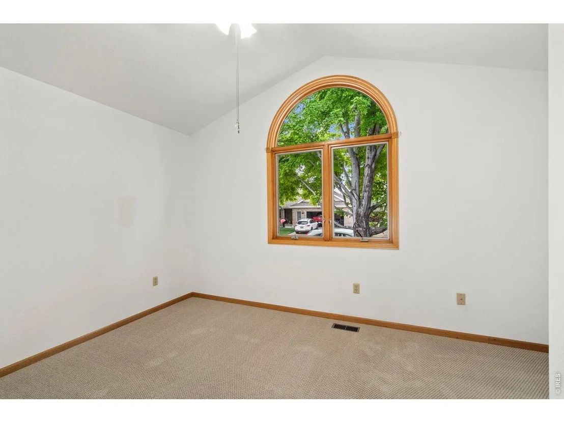 Photo of 532 Trailwood Cir