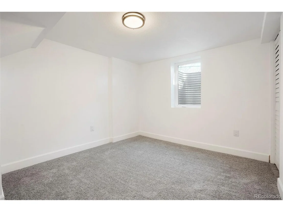 Photo of 7956 Joan Dr
