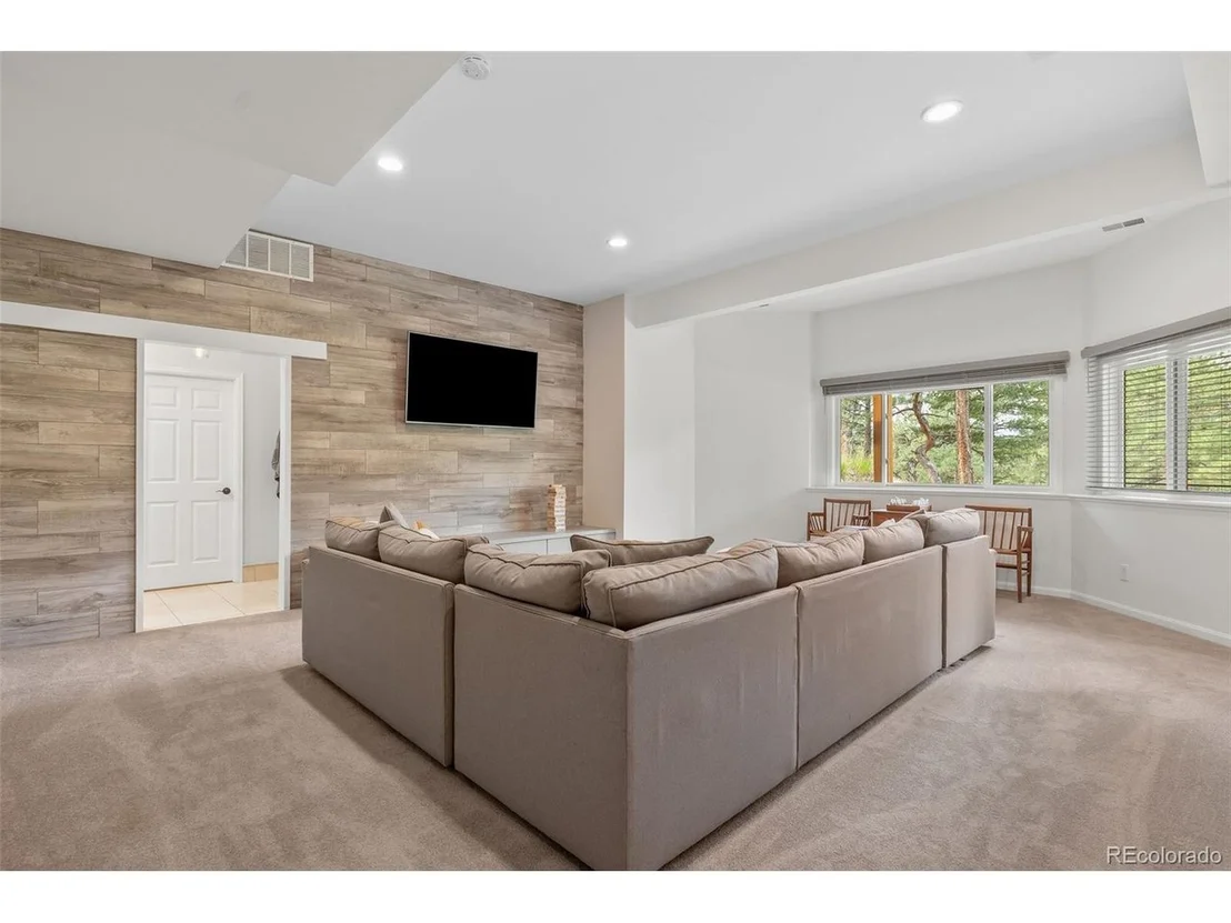 Photo of 2667 Keystone Dr