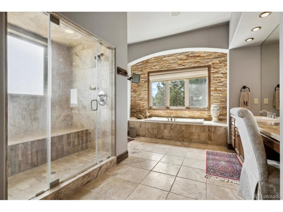Photo of 4923 Raintree Cir