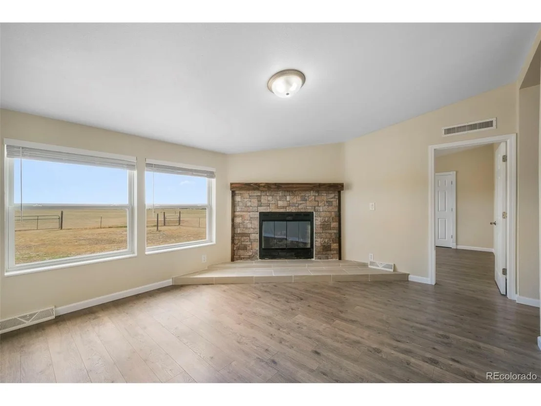Photo of 6345 Southfork Dr