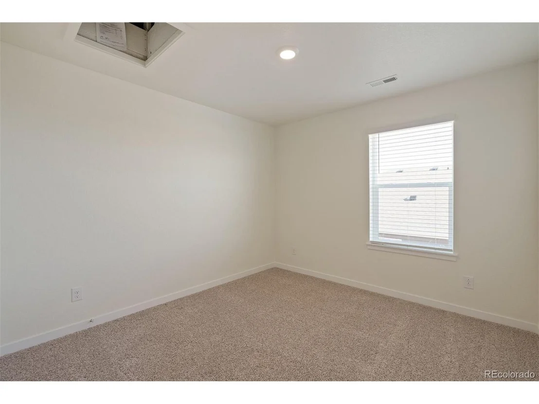 Photo of 907 London Way