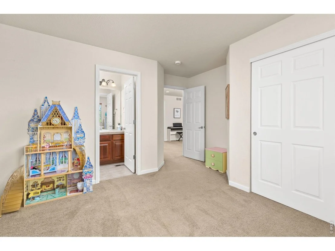 Photo of 279 Bittern Dr