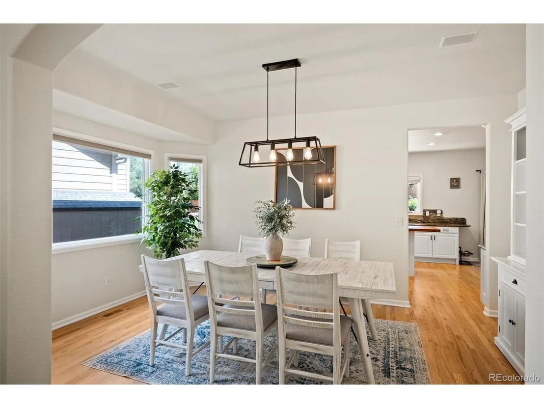 Photo of 10182 Knoll Cir