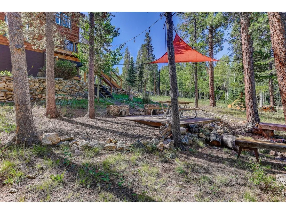 Photo of 104 E Dory Way