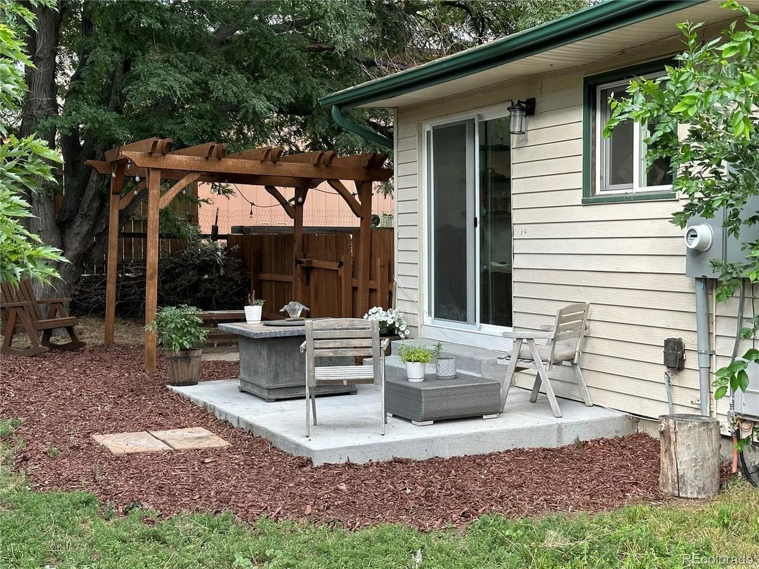 Photo of 8217 Explorador Calle