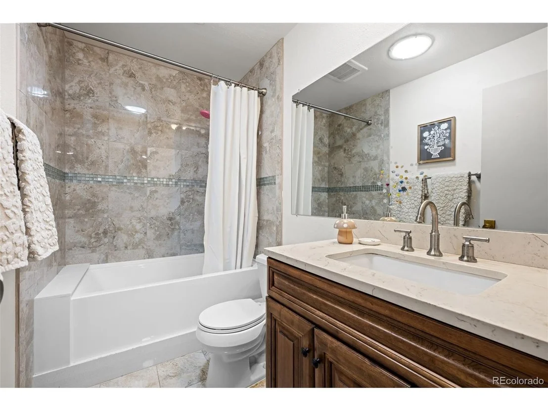 Photo of 755 Old Stone Dr