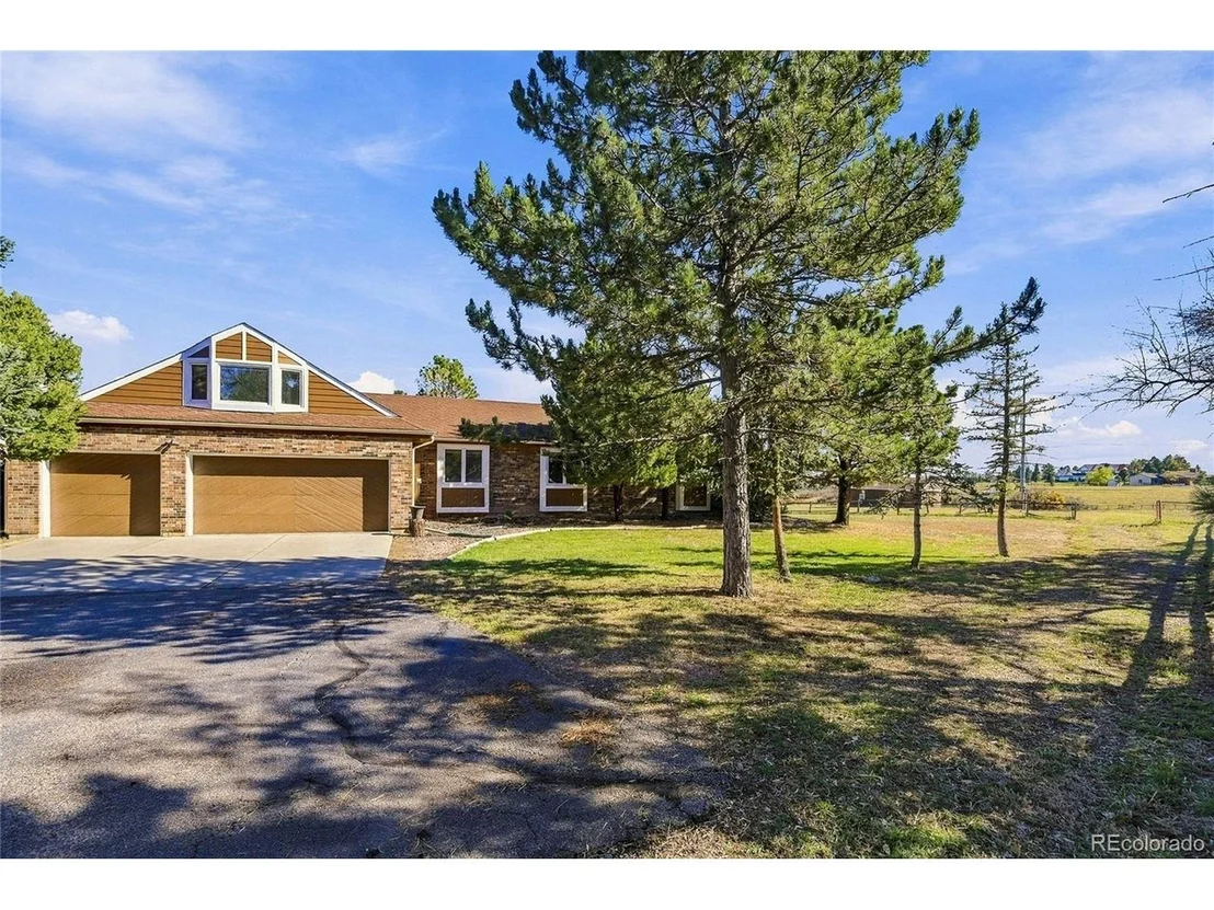 Photo of 9980 Heather Dr