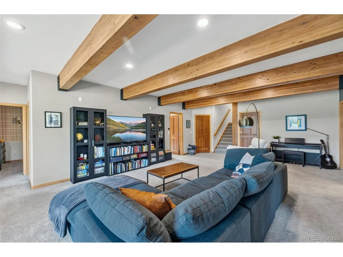 Photo of 28 Spruce Cir