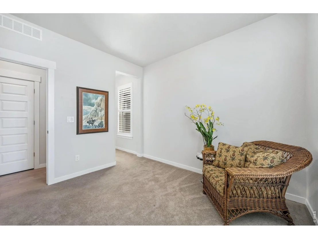 Photo of 4347 Bluffview Dr