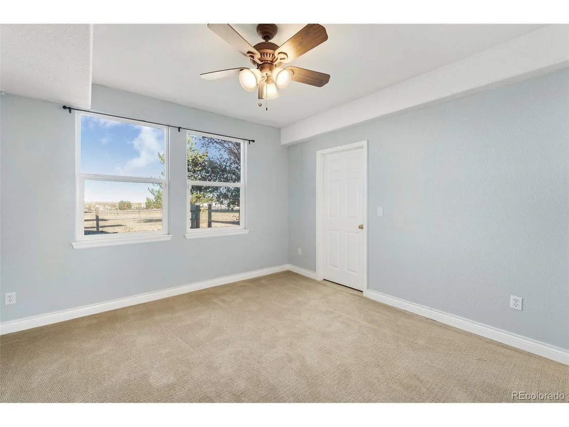 Photo of 7150 Sunset Ave