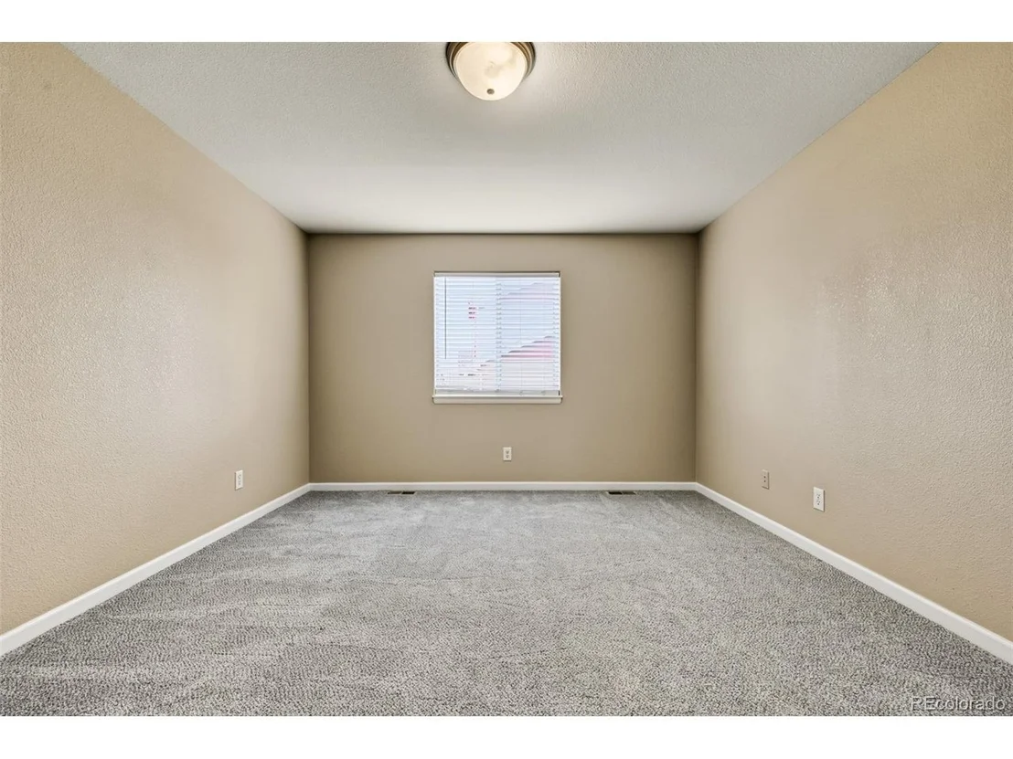 Photo of 385 Cholla Dr