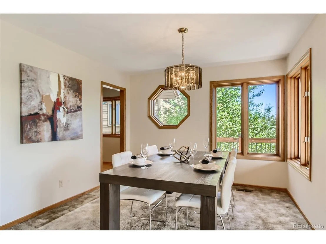 Photo of 5568 Willow Springs Dr