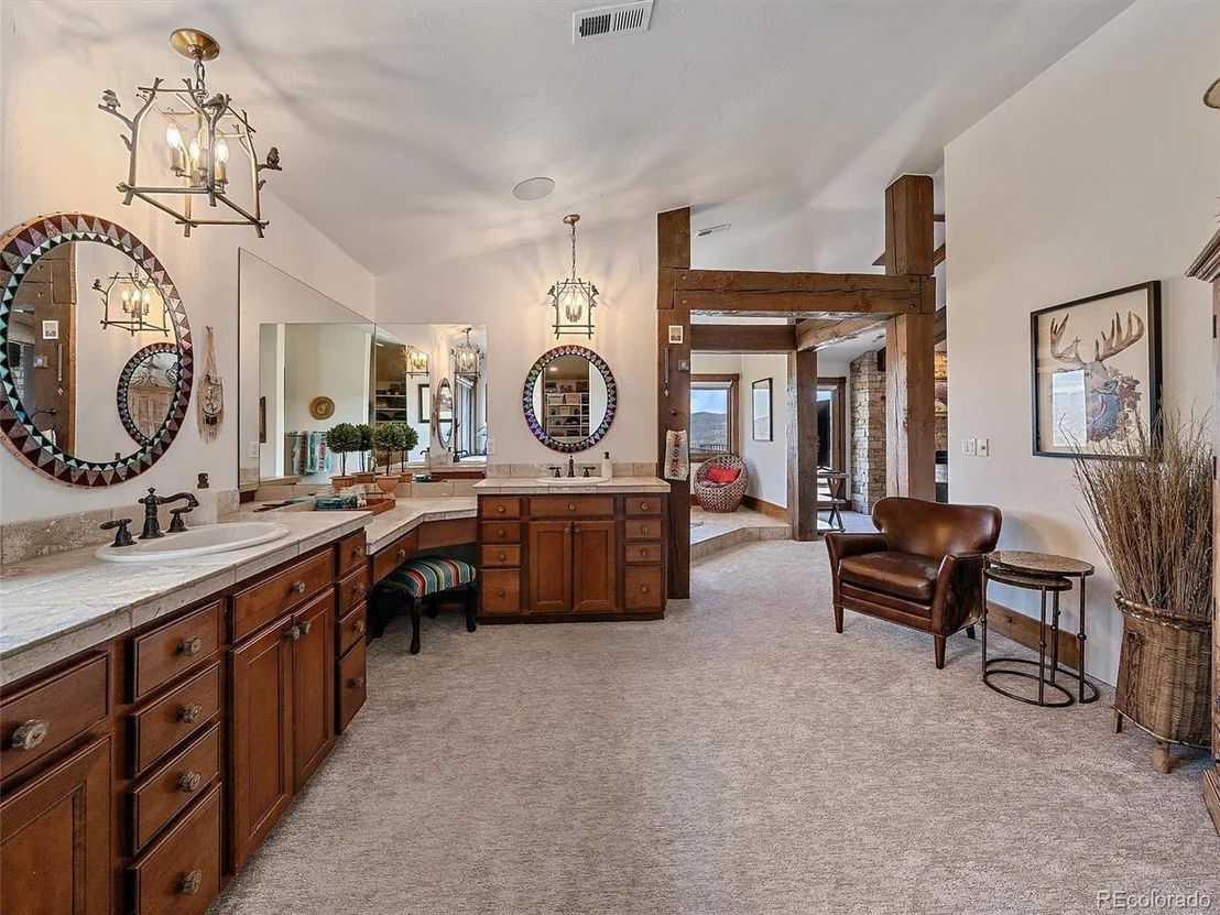 Photo of 221 Halter Way
