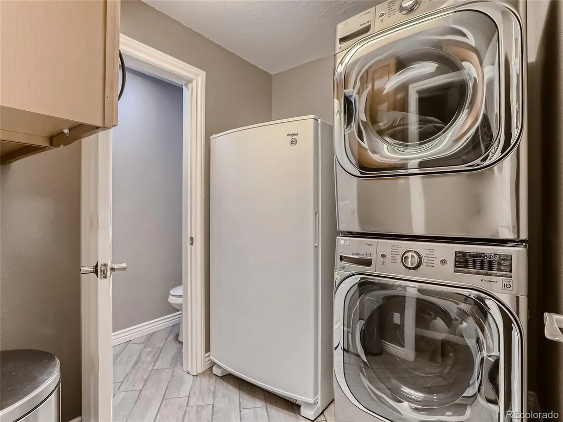 Photo of 8822 Cloverleaf Cir