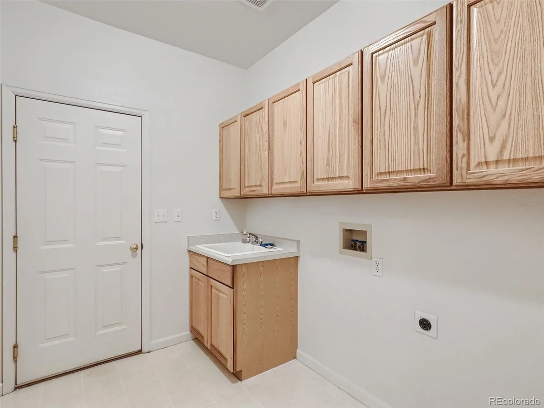 Photo of 6246 Devinney Cir