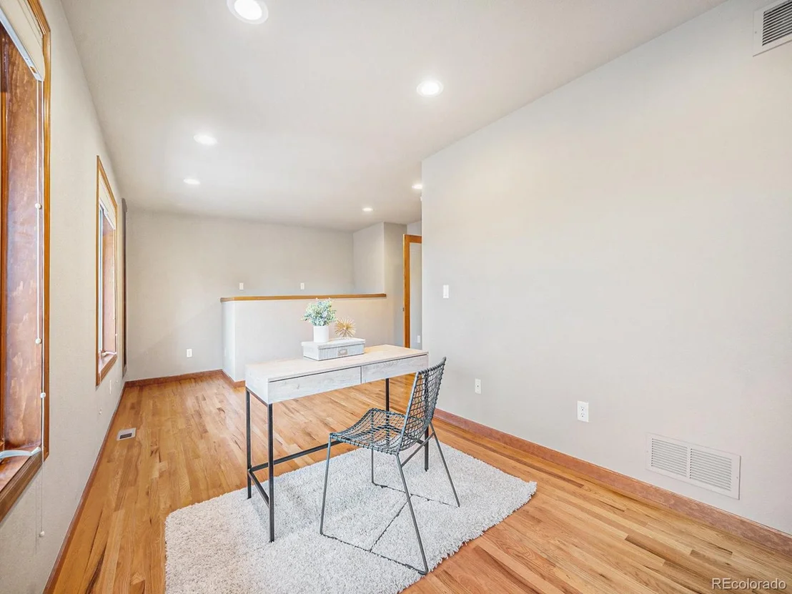 Photo of 16794 W 75th Pl