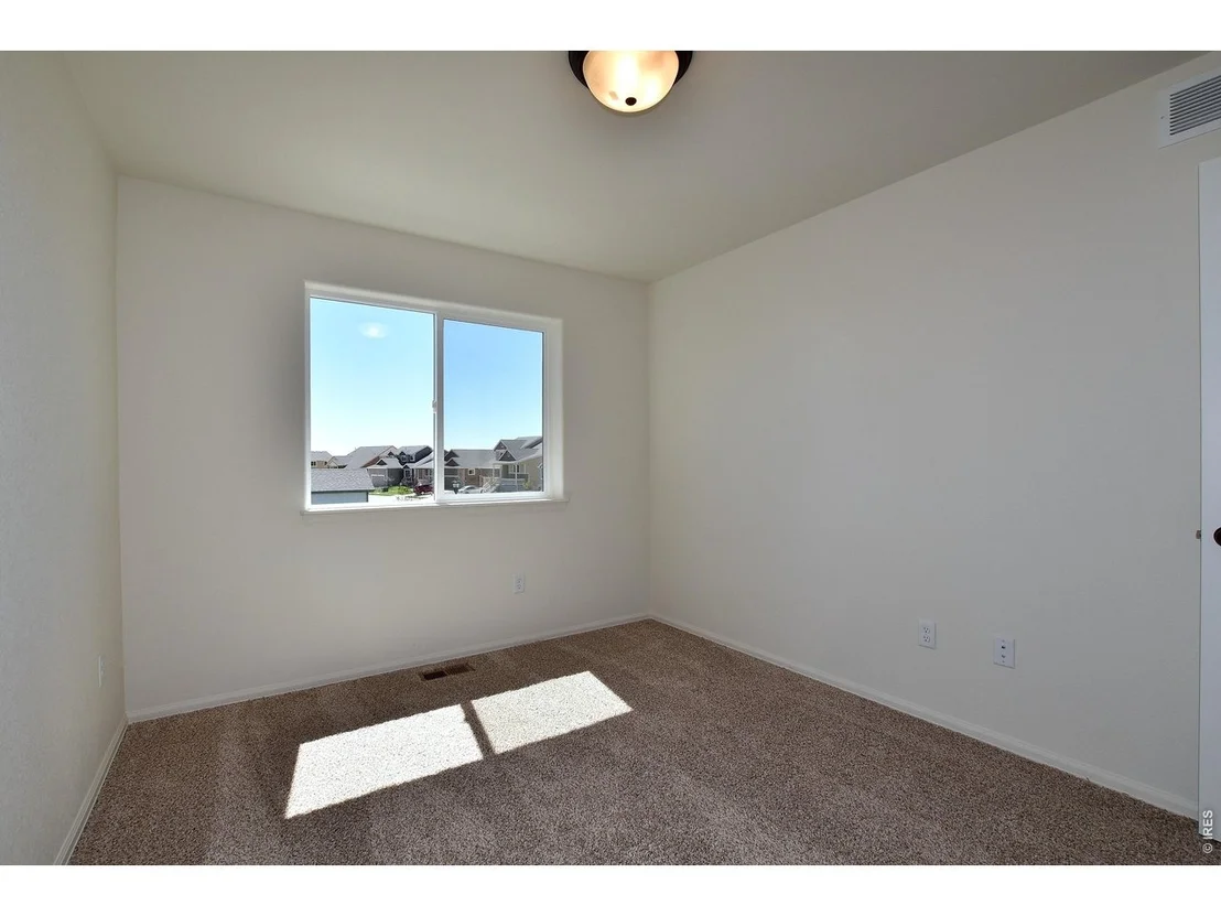 Photo of 520 85th Ave