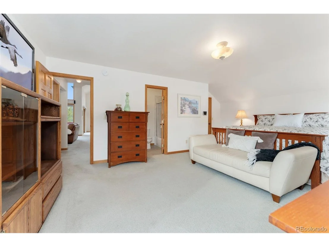 Photo of 660 Coyote Cir