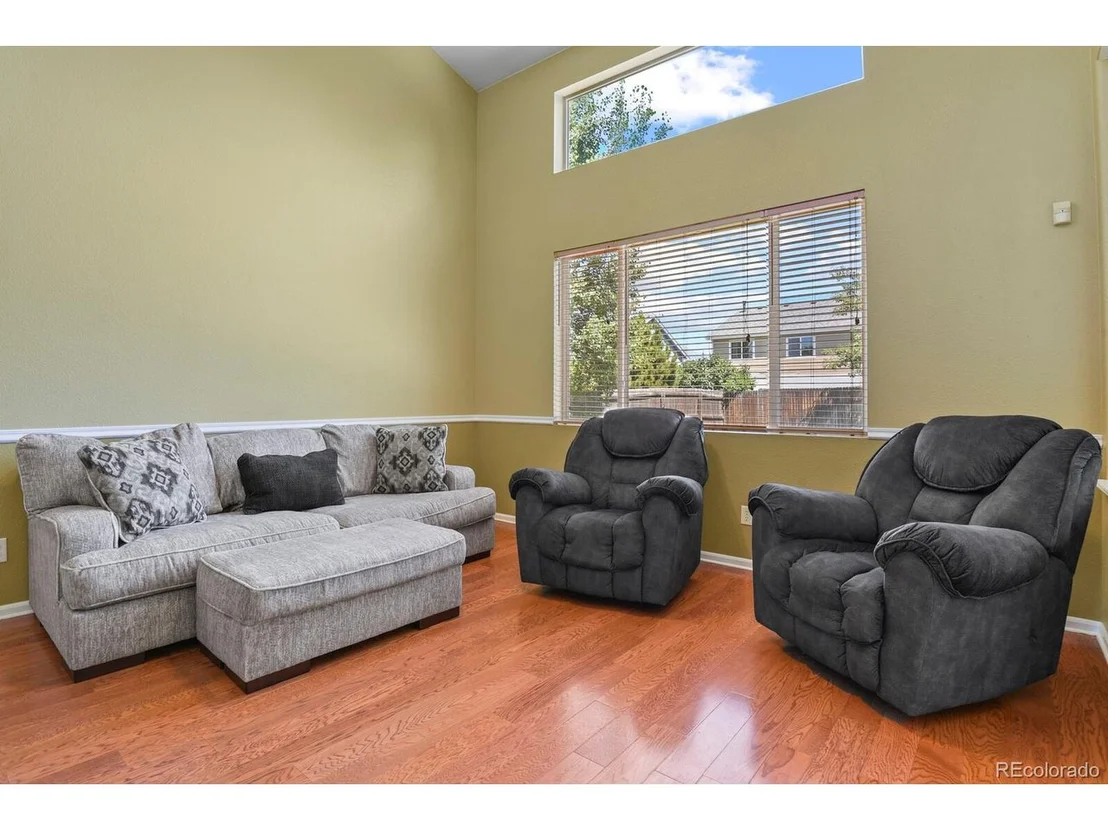 Photo of 335 Andrew Dr