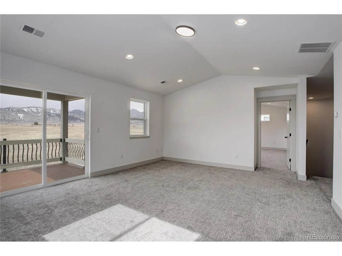 Photo of 9377 Iron Mountain Way