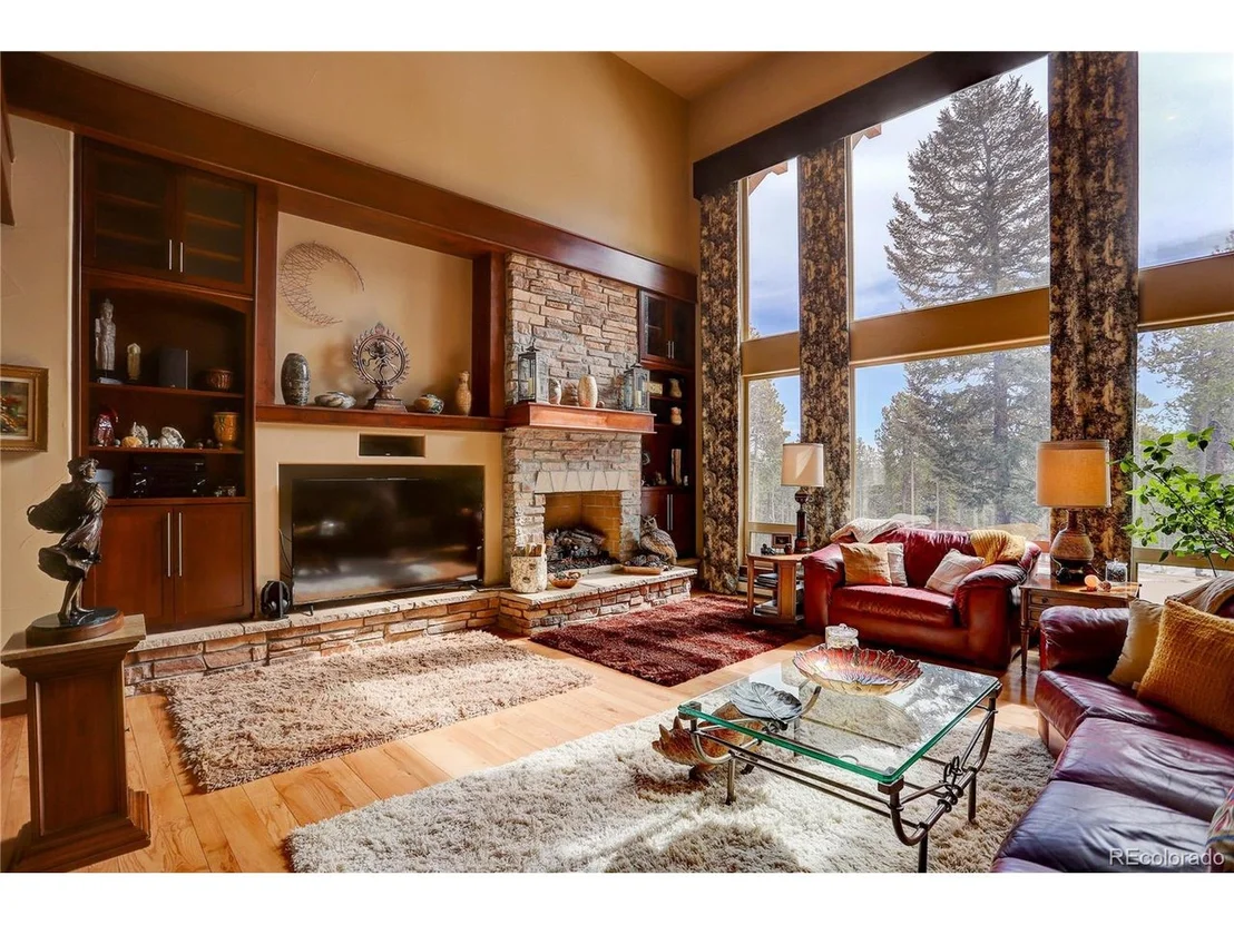 Photo of 11391 Belle Meade Dr
