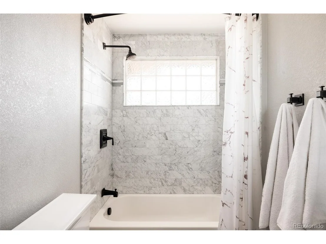 Photo of 5184 Pinyon Jay Rd
