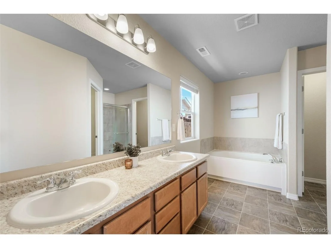 Photo of 7704 Cruzer Hts