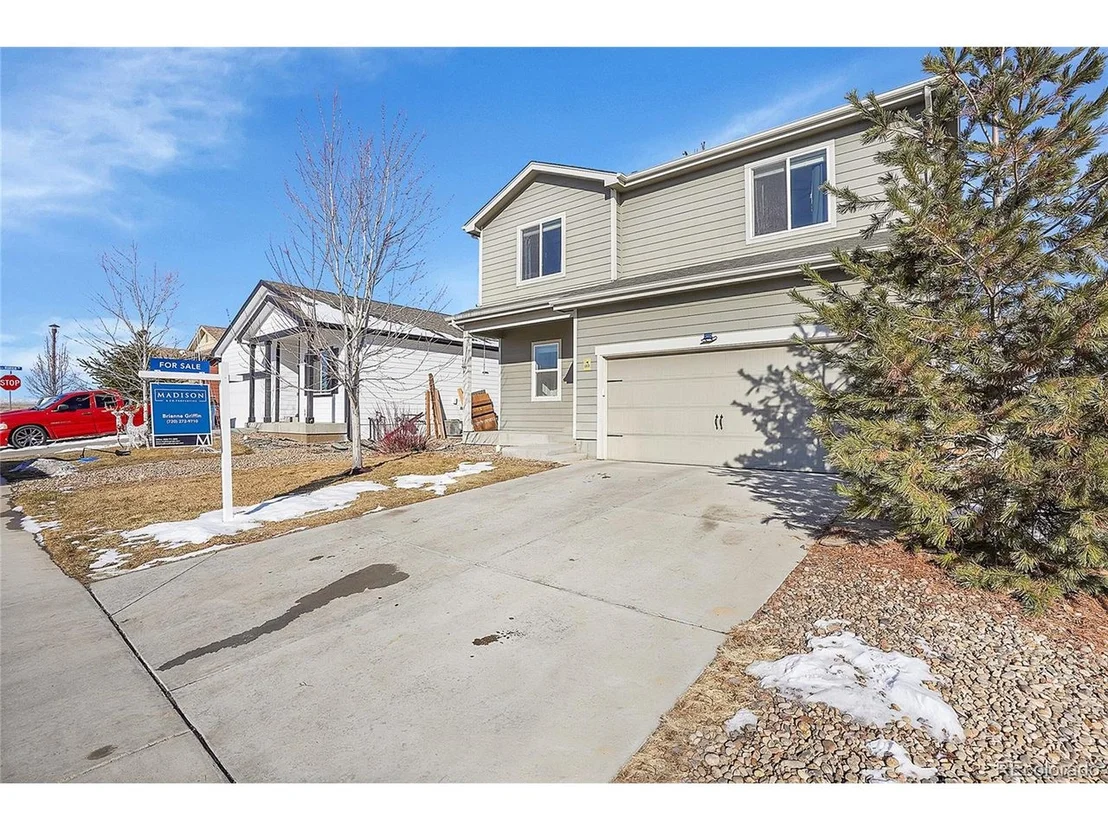 Photo of 567 Solano Dr