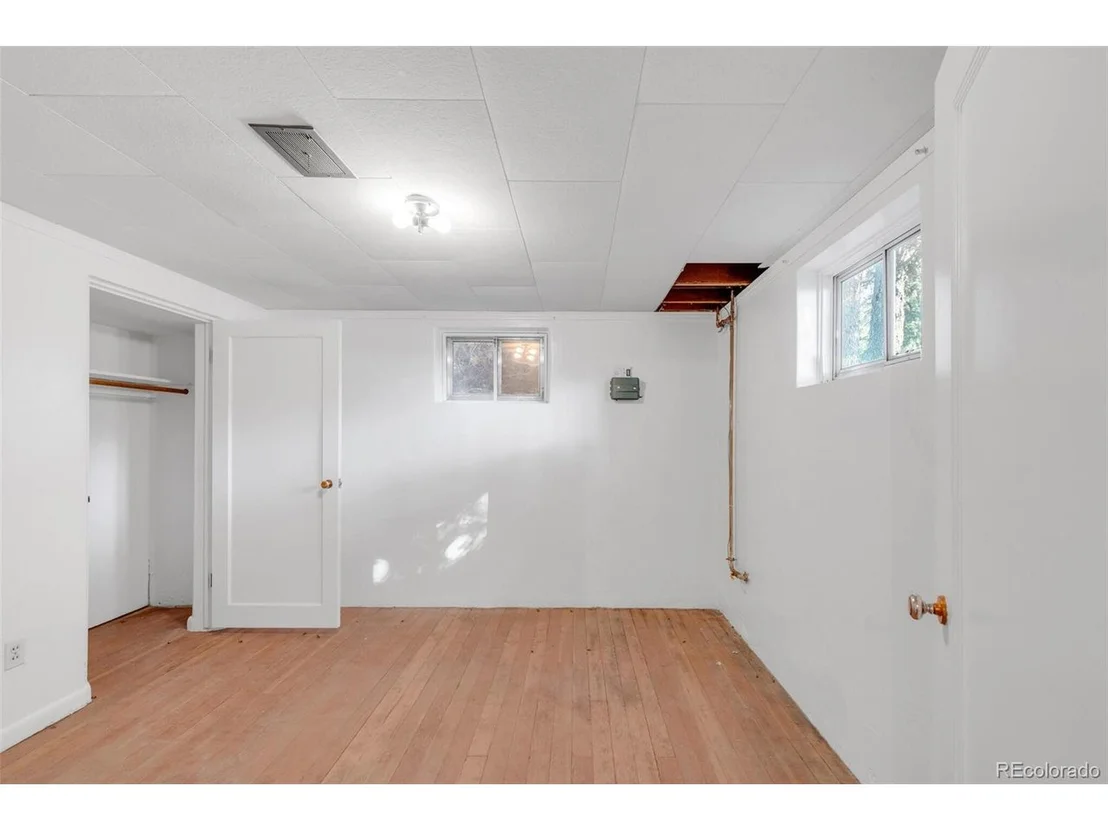 Photo of 1190 5th Ave