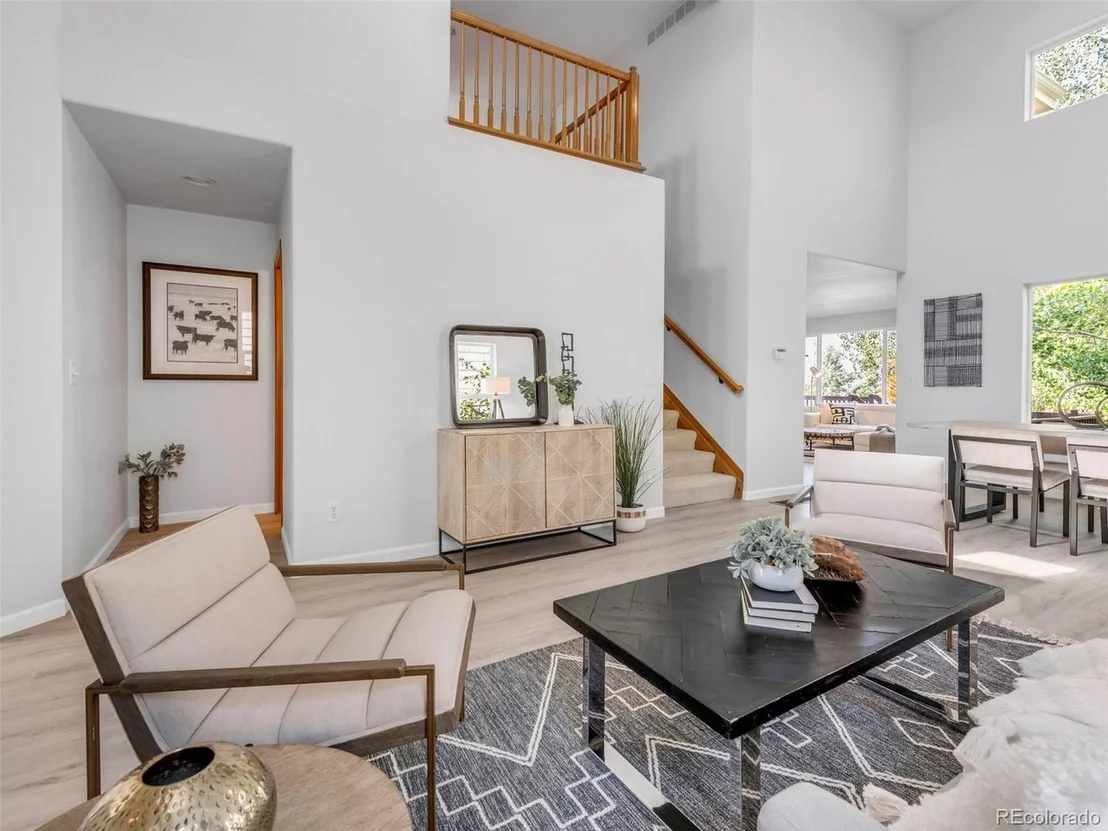 Photo of 903 Grays Peak Dr