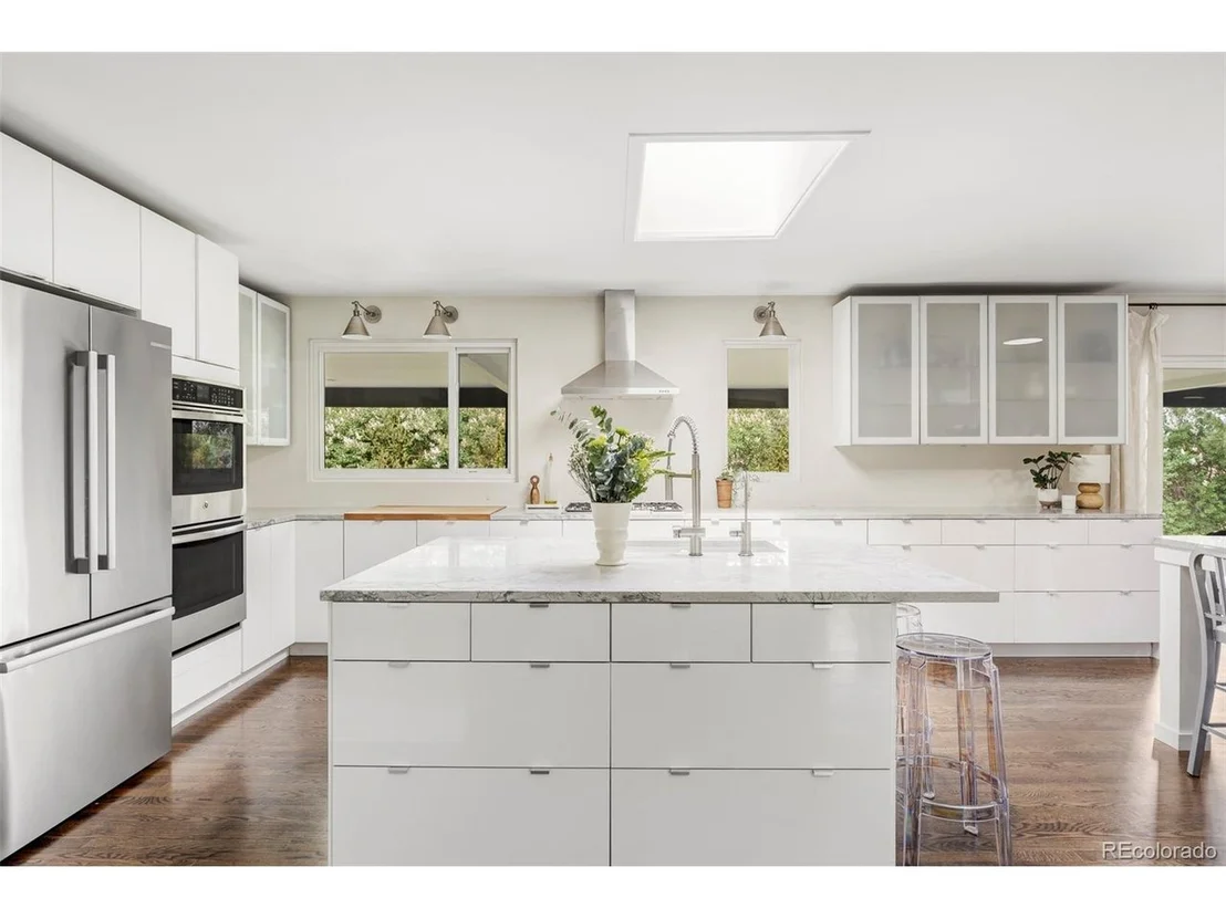 Photo of 13645 Crabapple Rd