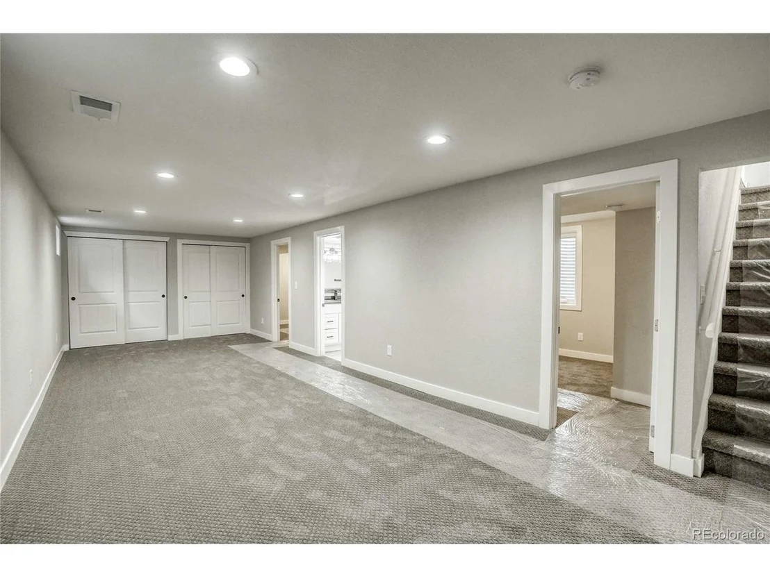 Photo of 6450 W 77th Pl