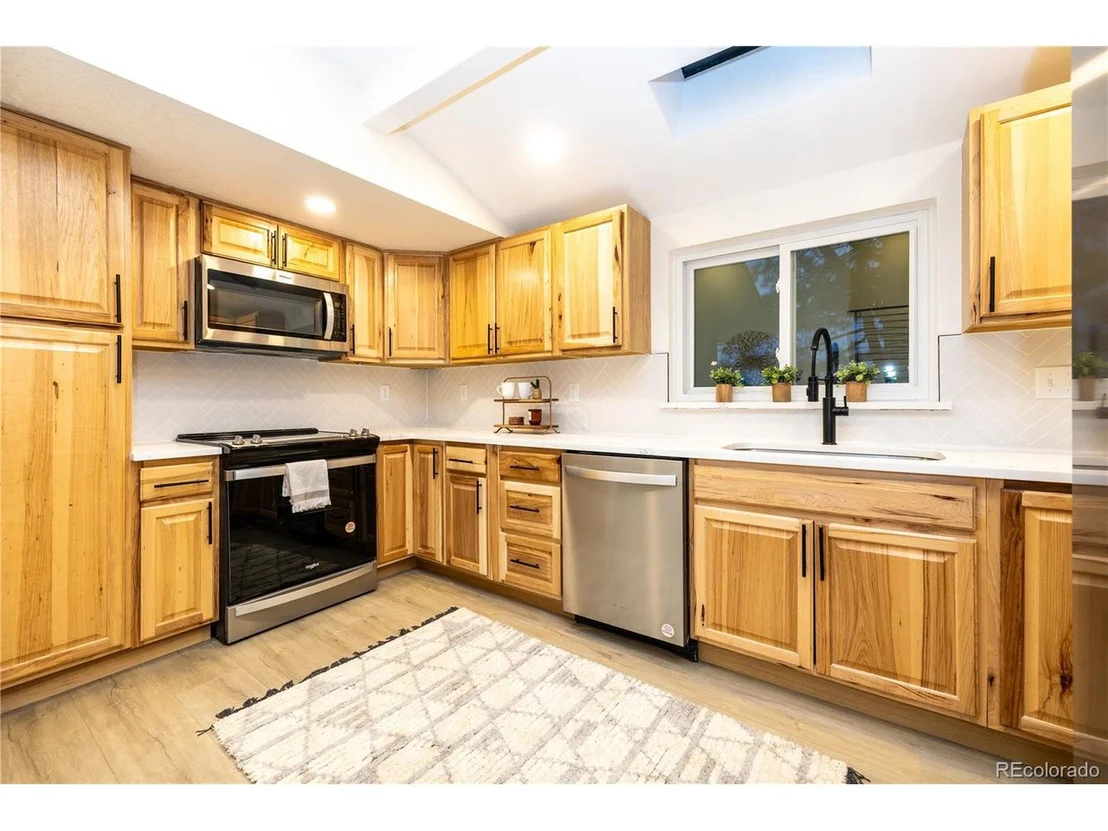 Photo of 901 Delphi Dr