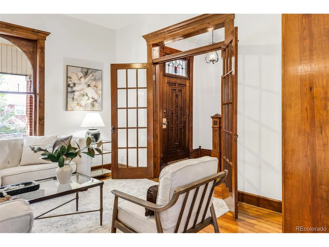 Photo of 3336 Bryant St