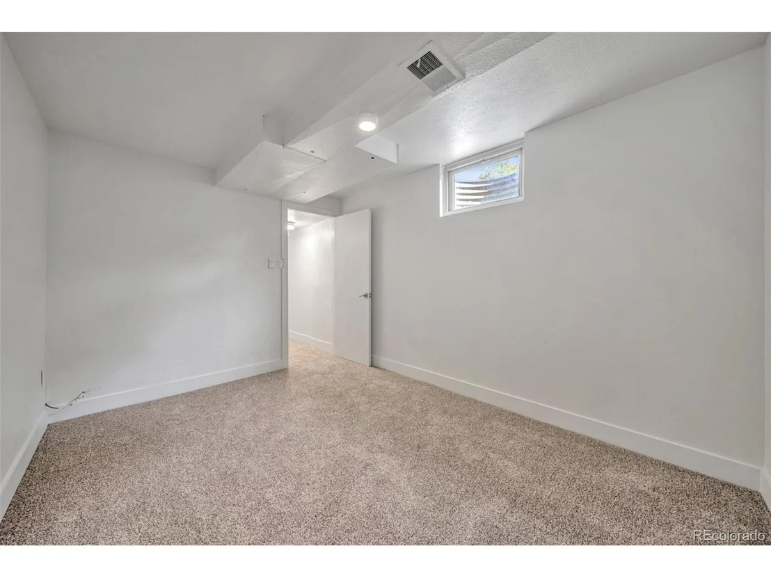 Photo of 14804 Maxwell Pl
