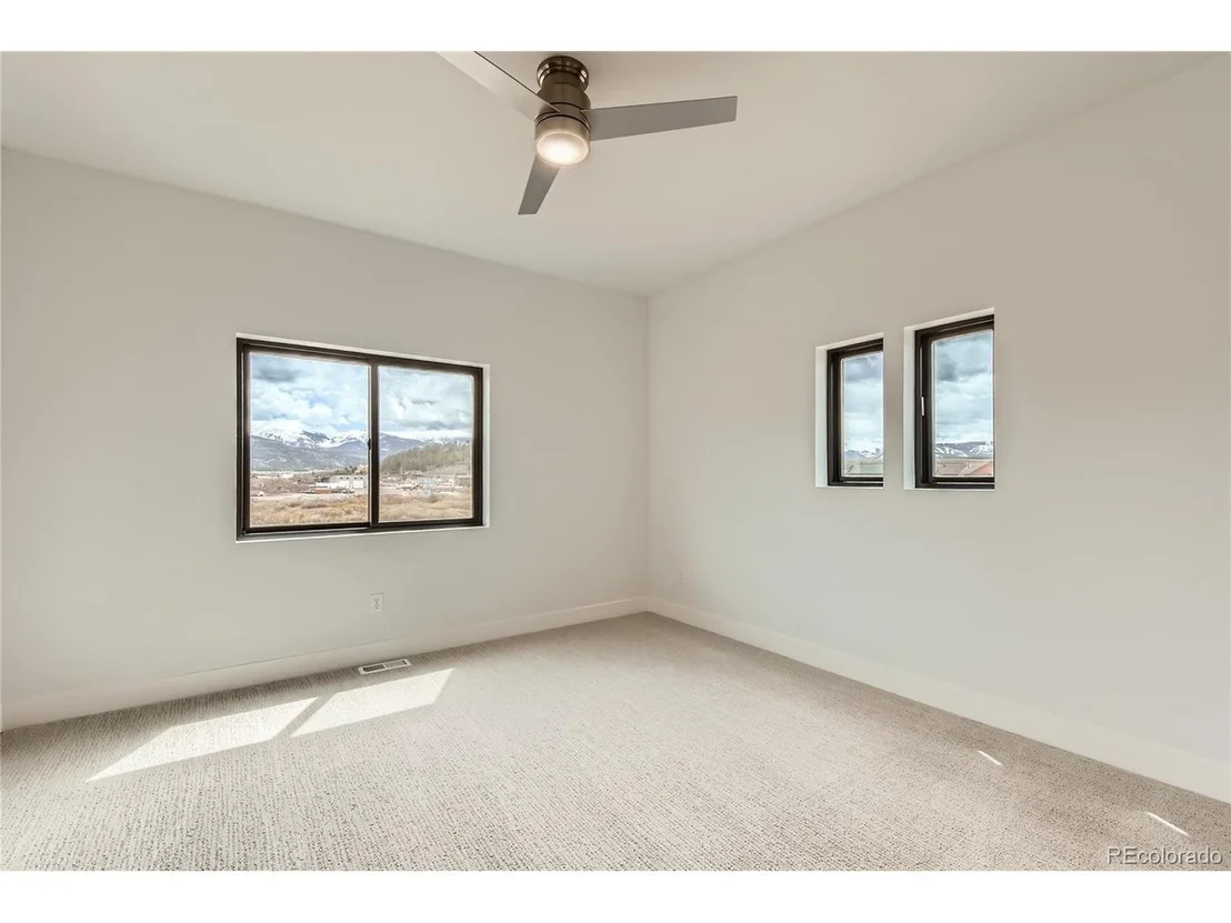 Photo of 1307 James Road