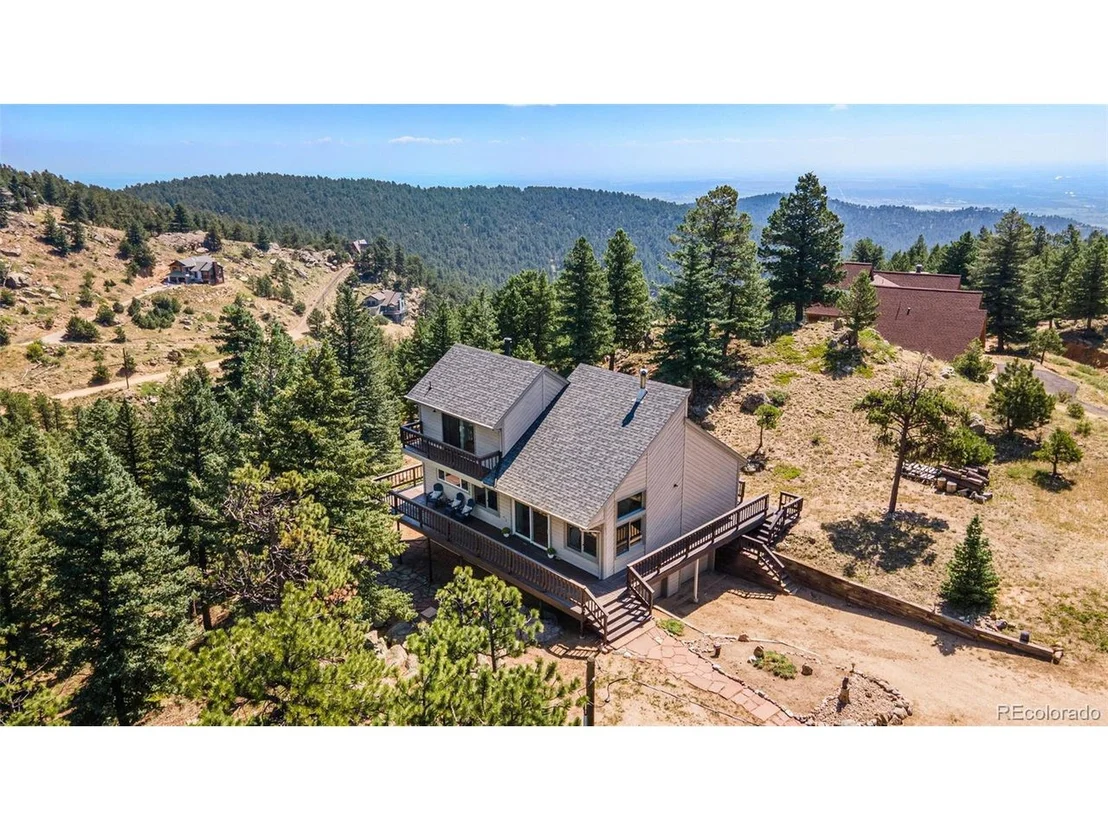 Photo of 251 Ridgeview Ln