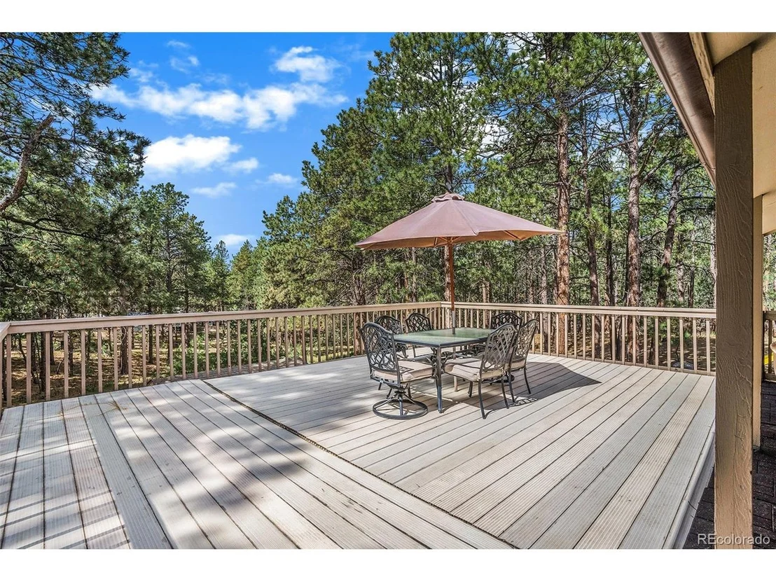 Photo of 385 Seneca Way
