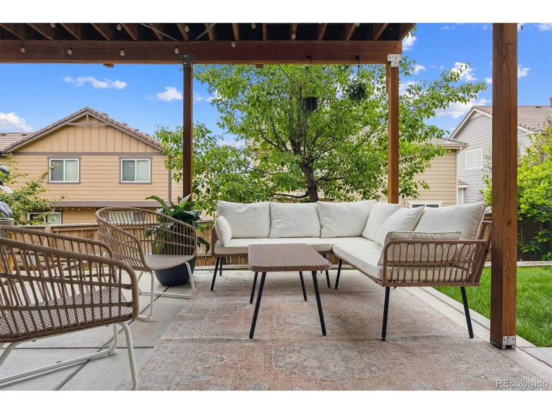 Photo of 10535 Laurelglen Cir