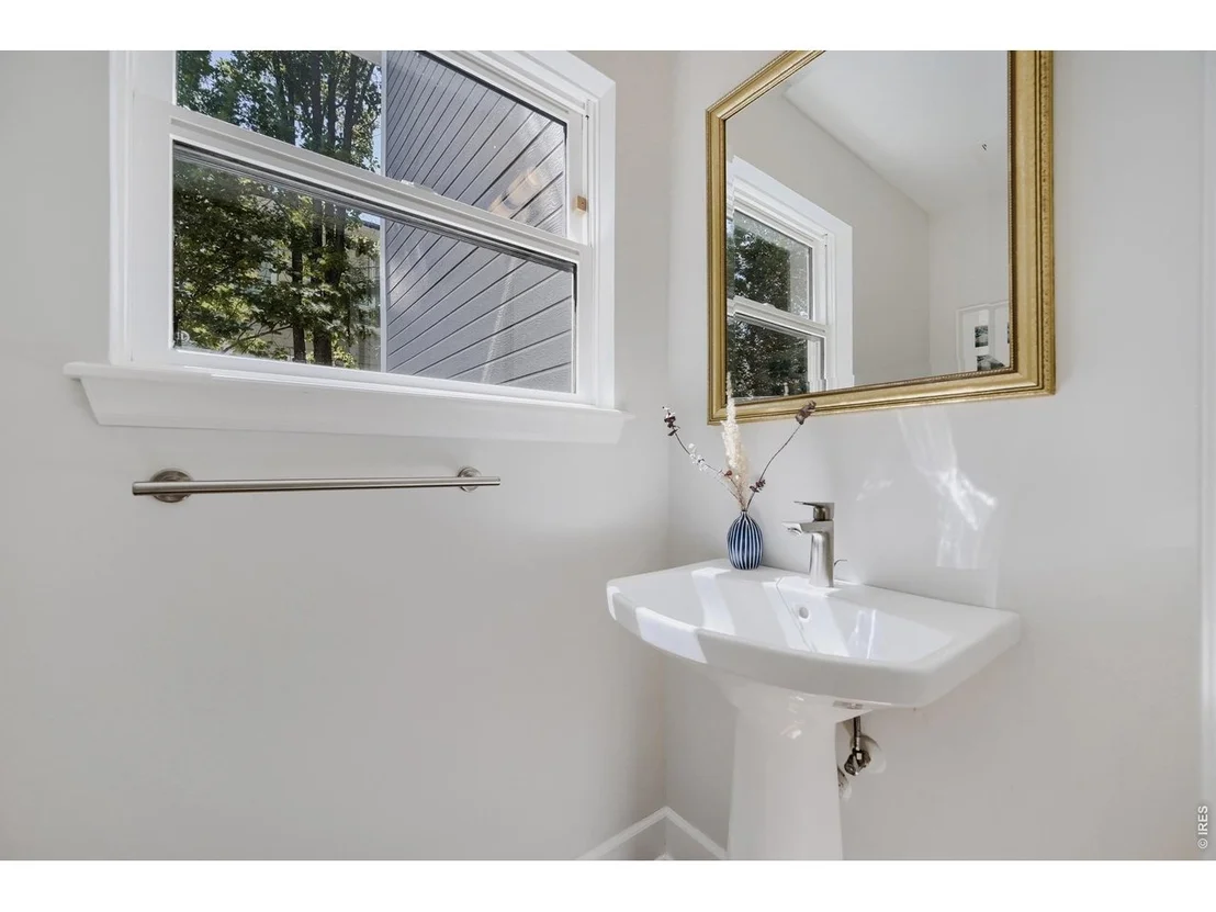 Photo of 1476 Periwinkle Dr