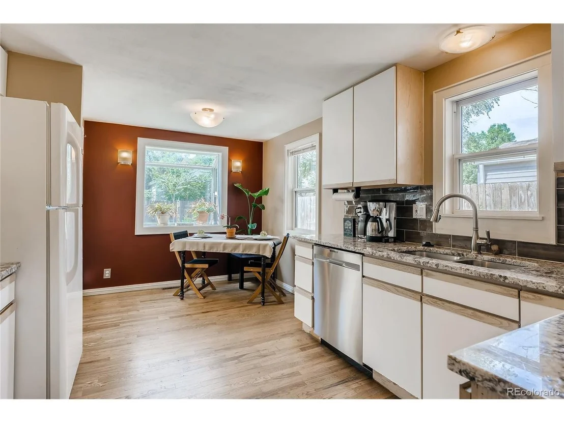 Photo of 6980 Reno Dr