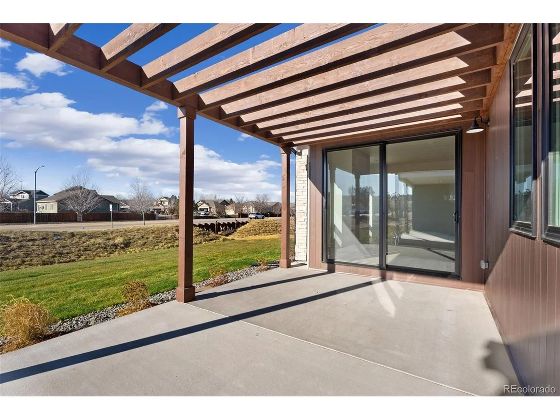 Photo of 1728 Barefoot Dr
