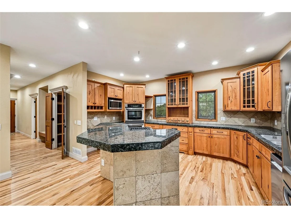 Photo of 3366 Red Tree Pl