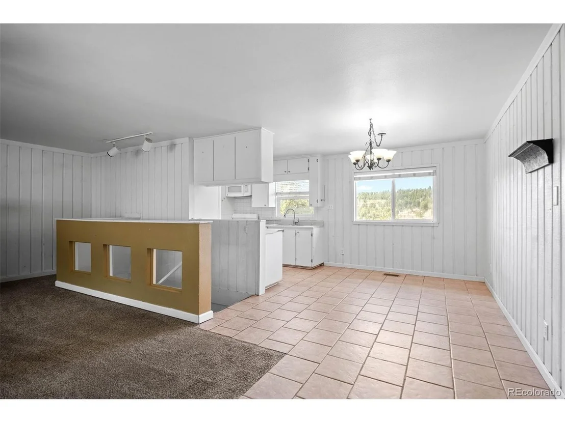 Photo of 470 Homestead Rd