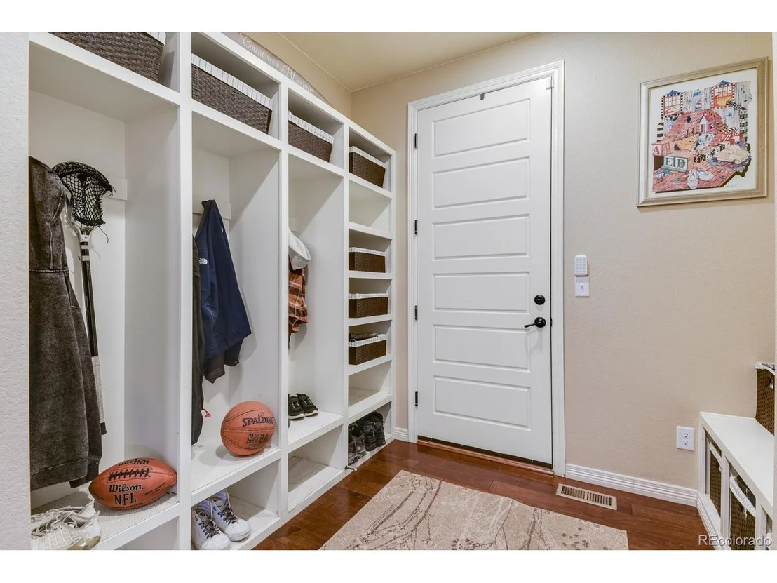 Photo of 5516 Fairmount Dr