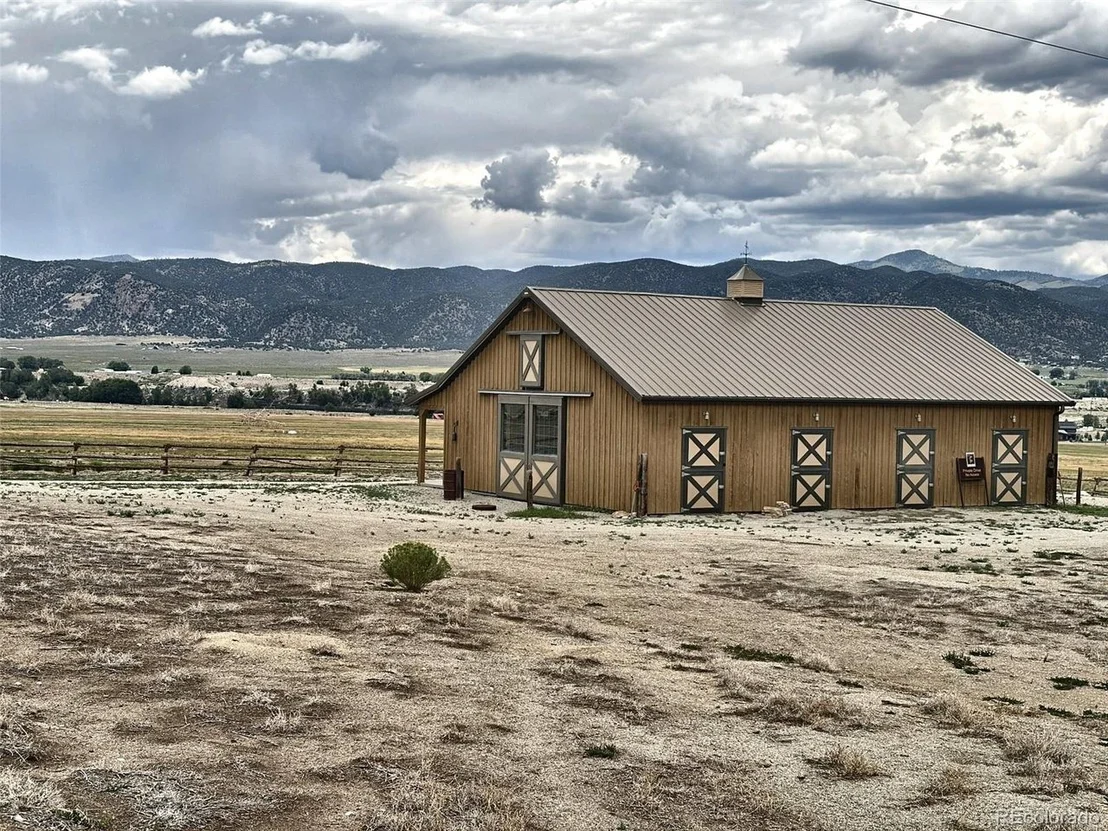 Photo of 8266 County Road 160