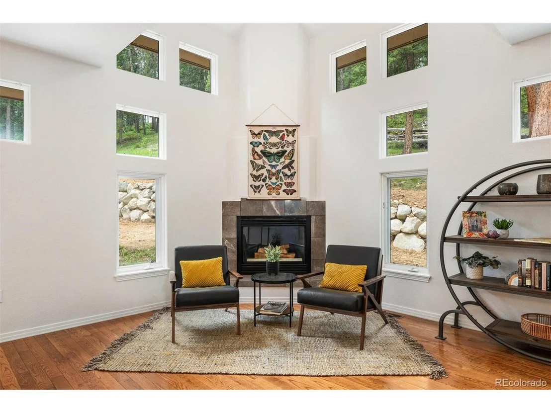 Photo of 7102 Pinewood Dr
